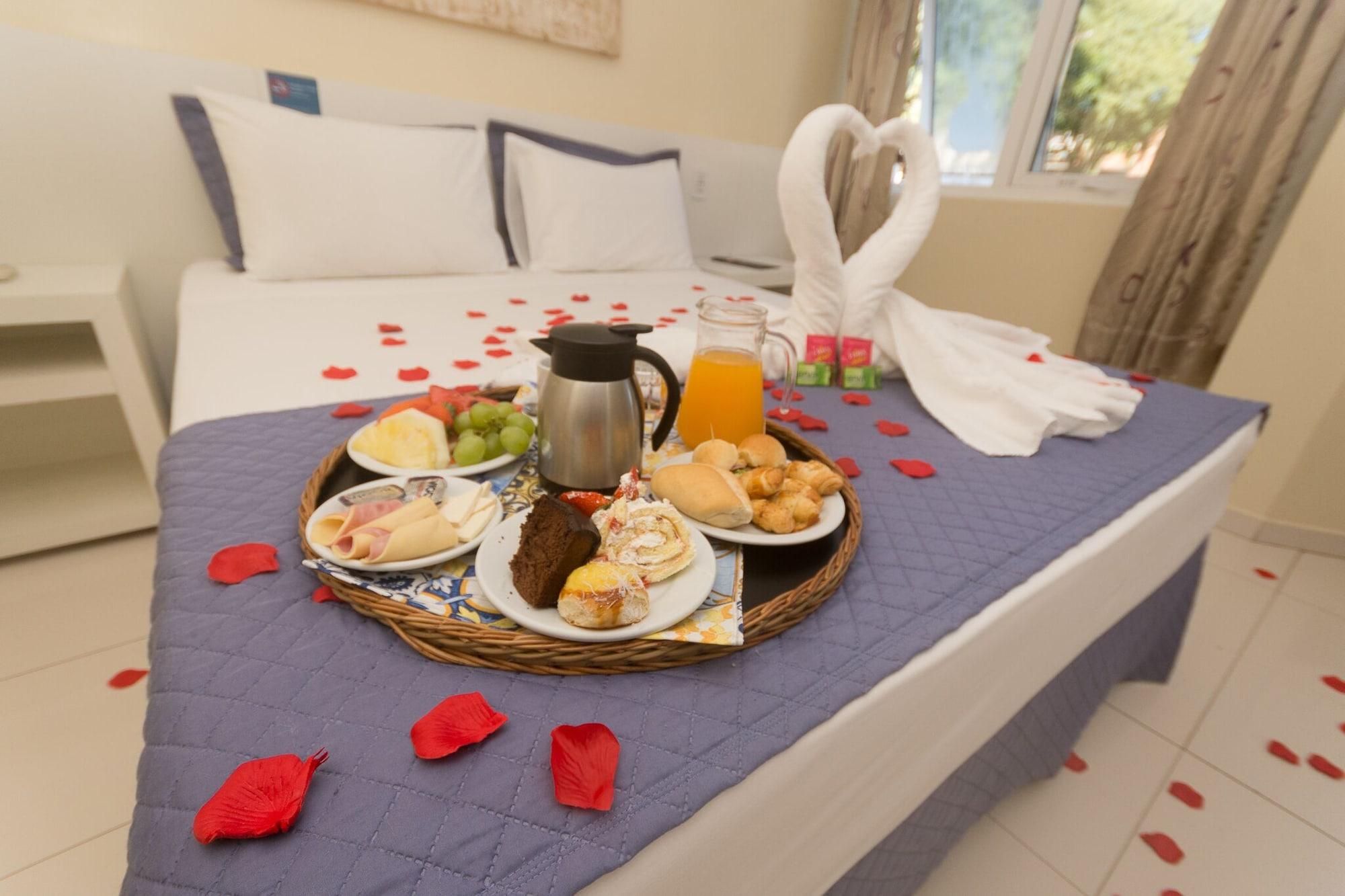 פוז דו איגואסו Hotel Portinari Ponte Da Amizade מראה חיצוני תמונה