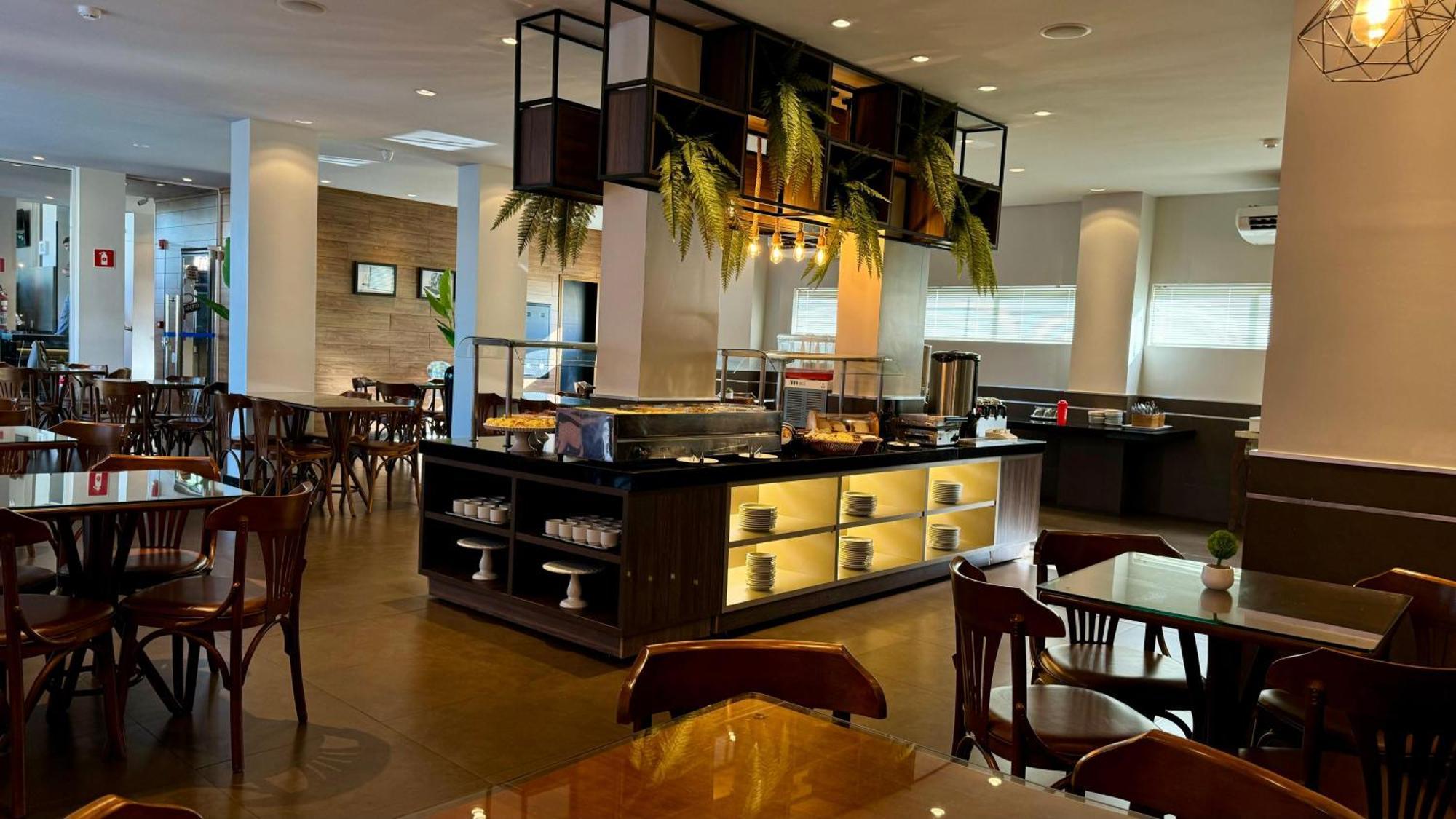 פוז דו איגואסו Hotel Portinari Ponte Da Amizade מראה חיצוני תמונה