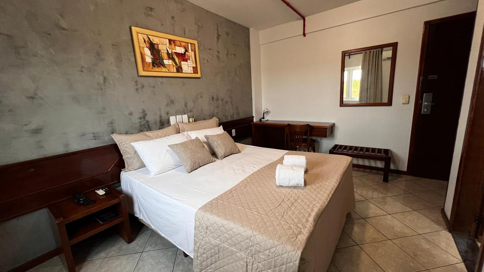 פוז דו איגואסו Hotel Portinari Ponte Da Amizade מראה חיצוני תמונה